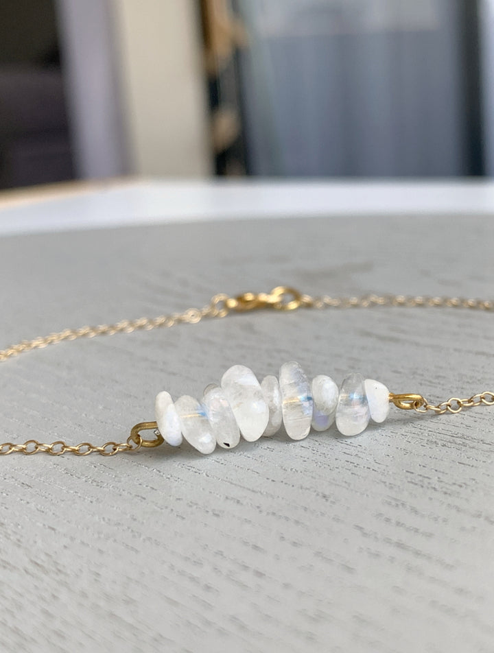 Raw Moonstone Anklet, Raw Moonstone Jewelry, Moonstone Jewelry, Crystal Jewelry, Handmade Raw Moonstone Crystal Anklet, June Birthstone Jewelry, Natural moonstone gemstone anklet, Boho moonstone anklet for women, Moonstone anklet with gold chain, Dainty moonstone anklet, Feminine energy moonstone crystal anklet, Handmade moonstone jewelry anklet, Raw moonstone gemstone anklet for healing, Bridesmaids Gift, Gold chain raw moonstone anklet.