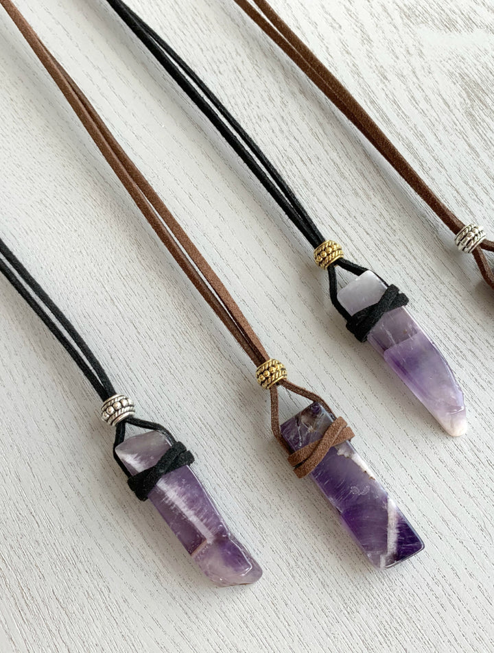 Raw Amethyst Long Leather Necklace, Purple Crystal Necklace, Real Amethyst Jewelry, Amethyst Jewelry, Crystal Healing Necklace, Amethyst Pendant, Purple Stone Necklace, Handcrafted Amethyst Necklace, Amethyst Crystal Leather Cord, Boho Stone, Bridesmaid Gift, Amethyst Jewelry Gift, Brown and Black Leather Necklace.