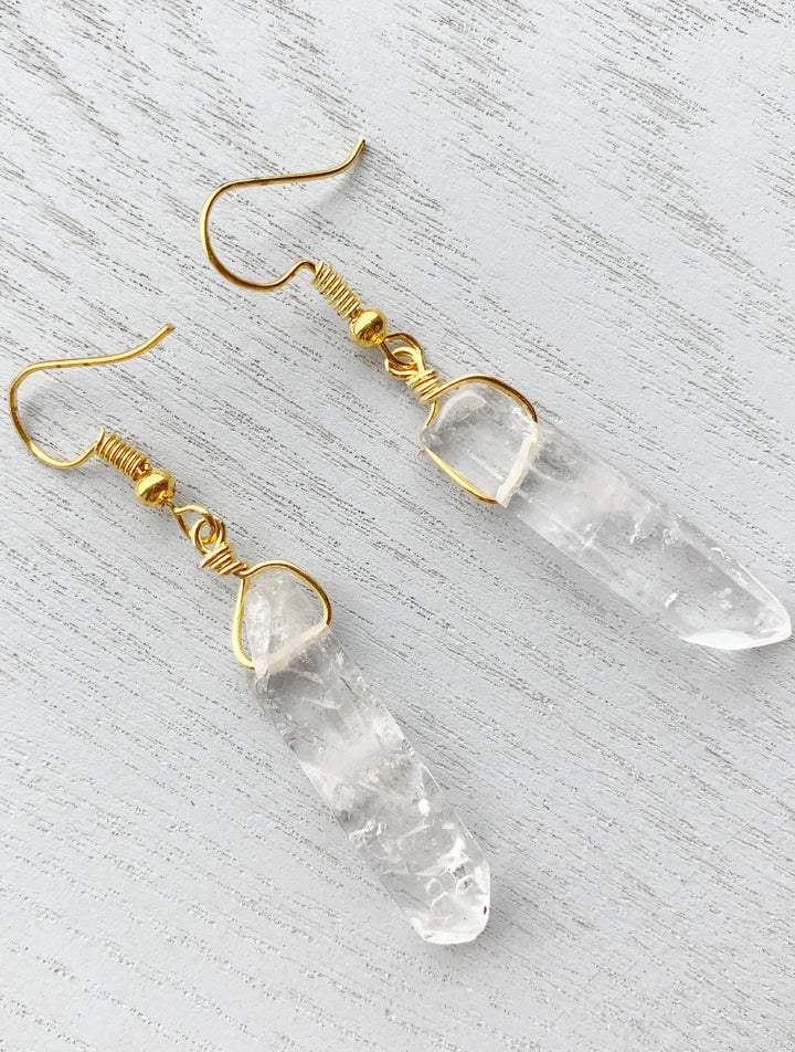 Authentic Clear Quartz, Genuine Clear Quartz, Handcrafted Earrings, Quartz Crystal Earrings, Raw Clear Quartz Earrings, Crystal Earrings, Gemstone Drop Earrings, Boho Earrings, Gift For Her, Healing Earrings, Sparkly Earrings, Birthstone for April, April Birthstone, Crystal Jewelry, Handmade Earrings, Handmade Jewelry, Birthday Gift, Bridesmaid Gift, Keepsake Earrings, Custom Crystal Jewelry, Gift for Mom.