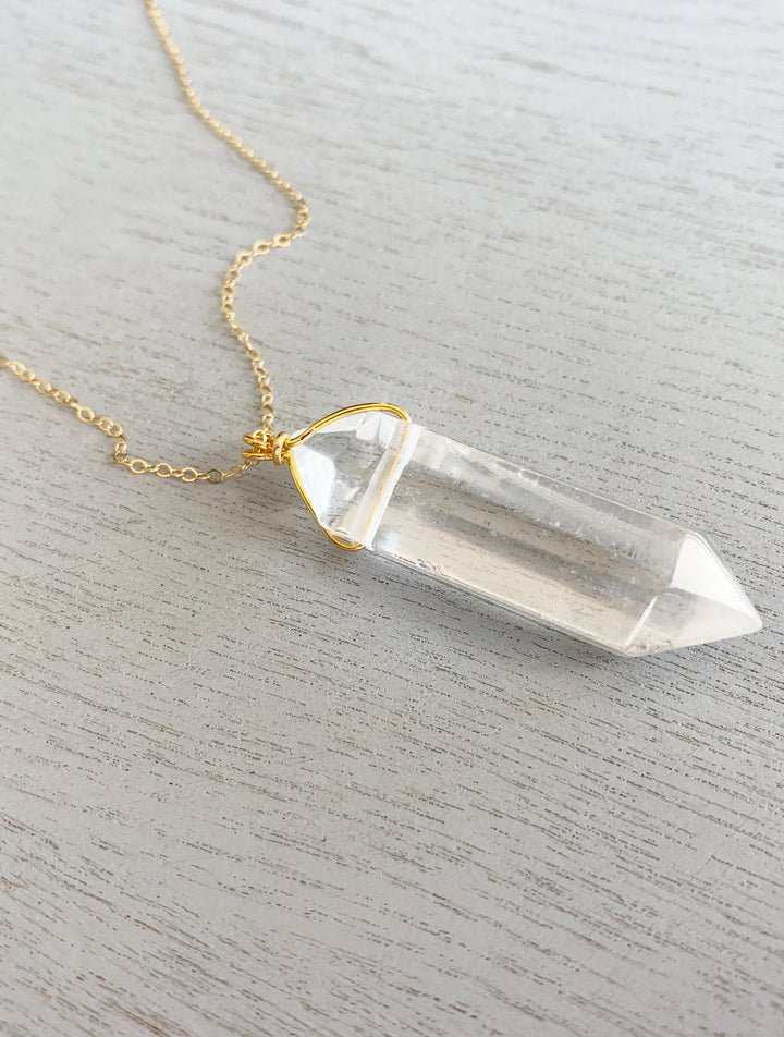 Handcrafted Clear Quartz Necklace, Authentic Clear Quartz Necklace, Clear Quartz Crystal Jewelry, Protection Stone Necklace, Natural Clear Quartz Necklace, April Birthstone Jewelry, Clear Quartz Jewelry, Large quartz necklace with gold chain, Natural quartz crystal pendant necklace, Handmade large quartz stone necklace, Quartz healing crystal necklace, Statement raw quartz necklace, Crystal energy quartz pendant, Large quartz crystal necklace, Quartz pendant with gold chain.
