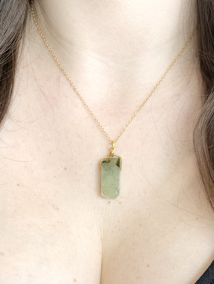 Crystal Pendant Healing, Gift for Husband, Raw Prehnite Necklace, Prehnite Crystal Necklace Gold, Prehnite Pendant, Prehnite Jewelry, Prehnite Crystal Jewelry, Couples Necklace, Healing Crystal Necklace Unisex, Love Stone, Crystal Healing, Crystal Jewelry.