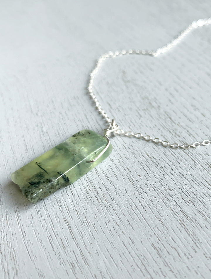 Prehnite Gemstone, Gift for Mother, Raw Prehnite Necklace, Prehnite Crystal Necklace Sterling Silver, Prehnite Pendant, Prehnite Jewelry, Prehnite Crystal Jewelry, Couples Necklace, Healing Crystal Necklace Unisex, Love Stone, Crystal Healing, Crystal Jewelry.