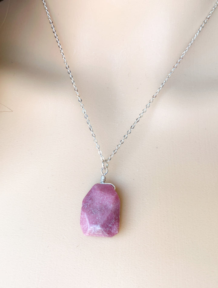 Handmade Rhodonite Necklace, Handmade Rhodonite Jewelry, Raw Rhodonite Necklace, Crystal Pendant Necklace, Crystal Jewelry, Emotional Healing Stone Necklace, Rhodonite Jewelry, Pink Stone Necklace, Dusty Pink Gemstone, Boho Jewelry, Crystal Jewelry Gift for Grandma.