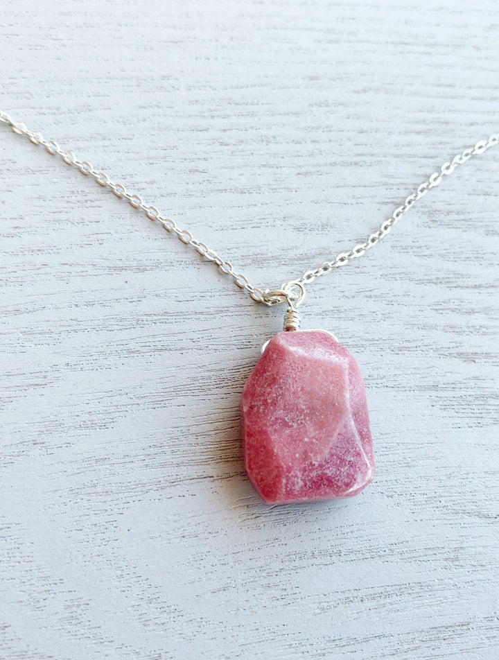 Custom Necklace, Pendant Jewelry, Handmade Rhodonite Necklace, Natural Rhodonite Necklace, Handmade Rhodonite Jewelry, Raw Rhodonite Necklace, Crystal Pendant Necklace, Crystal Jewelry, Handcrafted Gemstone Necklace, Emotional Healing Stone Necklace, Rhodonite Jewelry, Pink Stone Necklace, Dusty Pink Gemstone, Boho Jewelry, Crystal Jewelry Gift for Teacher, Heart Chakra.